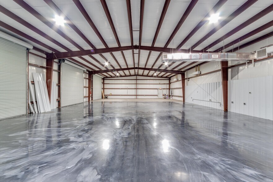 More Photos Of 395 E Lincoln Ave, LaBelle Warehouse For Sale