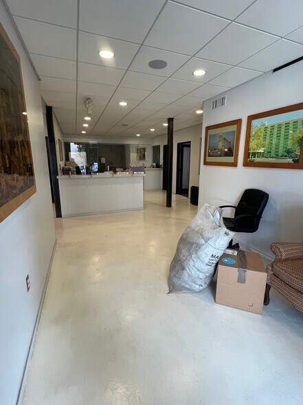 More Photos Of 6334-6340 Wilshire Blvd, Los Angeles Loft Creative Space For Lease