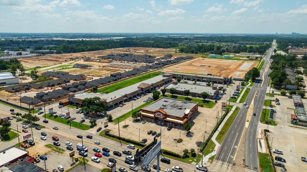 More Photos Of 1319 Cypress Creek Parkway, Houston Storefront For Lease