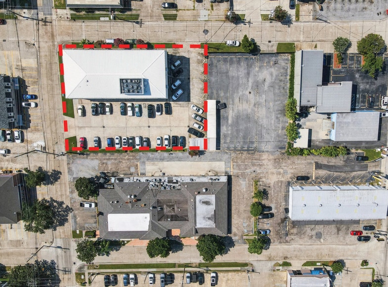 More Photos Of 3100 Ridgelake Dr, Metairie Office For Sale