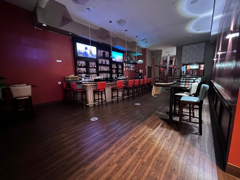 More Photos Of 23006 S Conduit Ave, Rosedale Restaurant For Sale