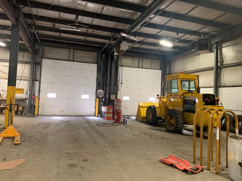 More Photos Of 1111 US Highway 20, Michigan City Truck Terminal For Lease