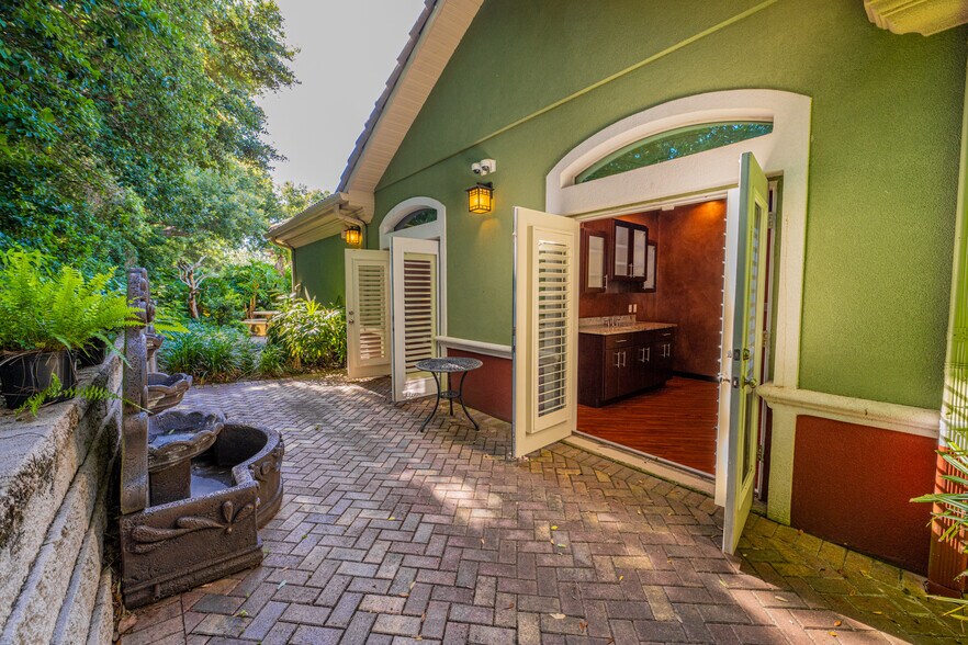 More Photos Of 8550 NE 138th Ln, The Villages Medical For Sale