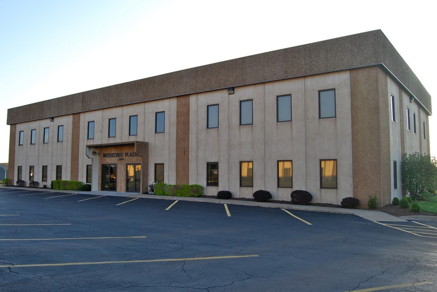 More Photos Of 13720 E 42nd Ter, Independence Office For Lease