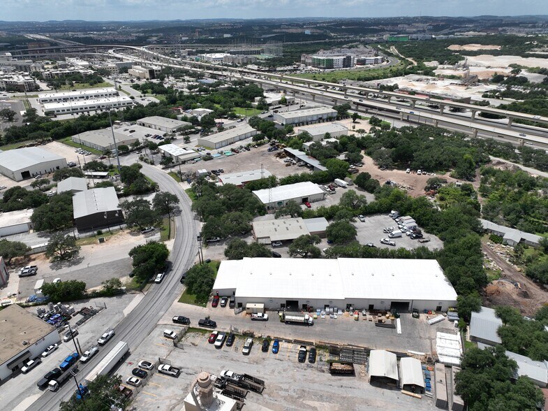 More Photos Of 15501 Capital Port, San Antonio Warehouse For Sale