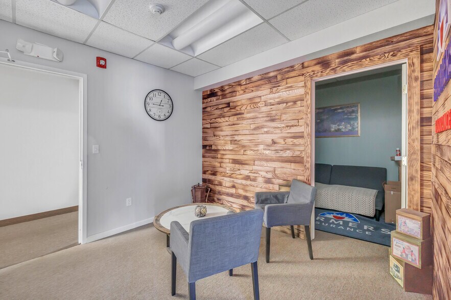 More Photos Of 450 Monroe Tpke, Monroe Unknown For Lease