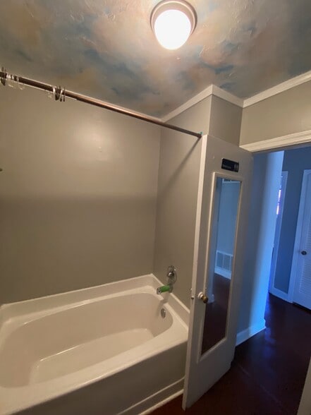 More Photos Of 1617 Ashley River Rd, Charleston Freestanding For Lease