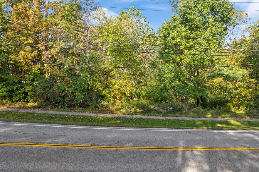 More Photos Of 1345 Royalton Rd, Broadview Heights Land For Lease