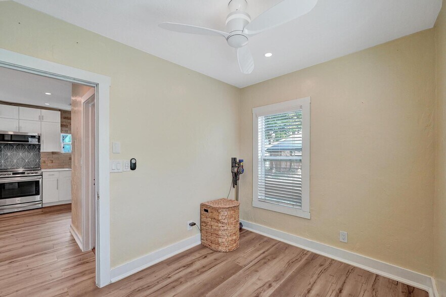 More Photos Of 301 SW 9th St, Fort Lauderdale Apartments For Sale