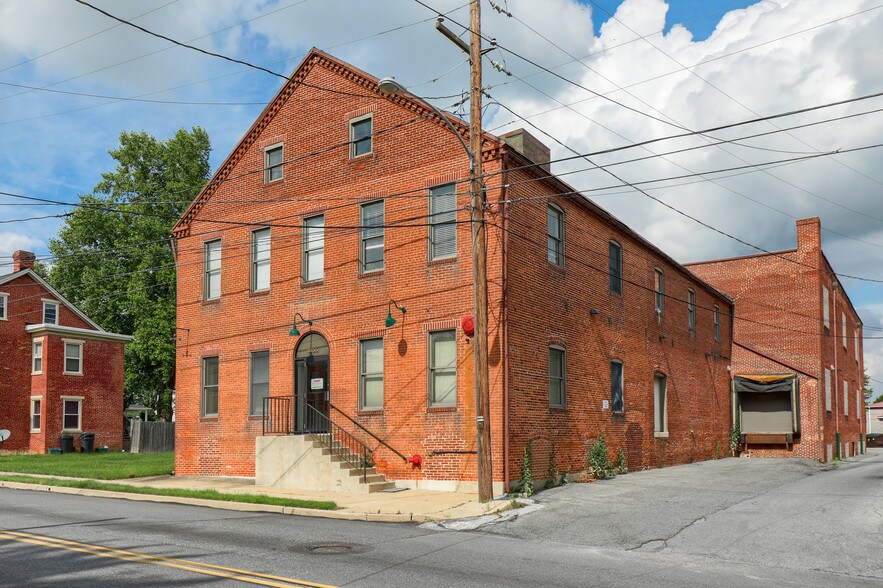 More Photos Of 6155-6165 E Main St, East Petersburg Industrial For Sale