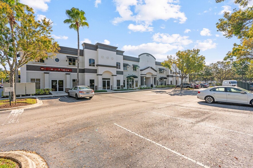 More Photos Of 8865 Commodity Cir, Orlando Office For Sale