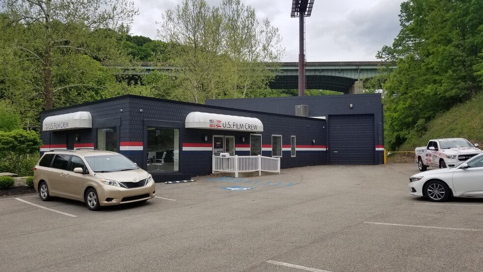 Primary Photo Of 4090 Old William Penn Hwy, Pittsburgh Warehouse For Lease