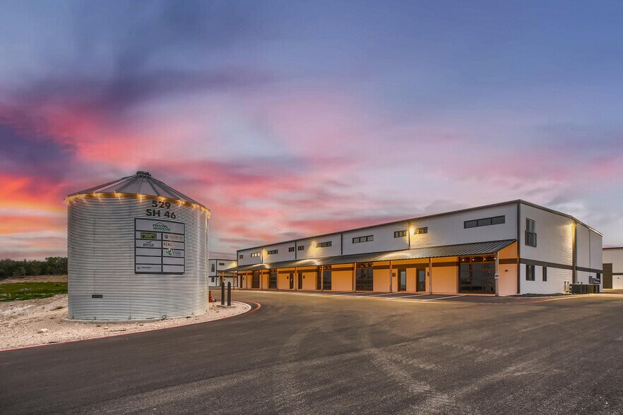 Primary Photo Of 529 SH 46 E, Boerne Showroom For Sale