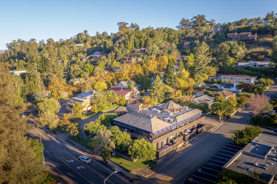 More Photos Of 1036 Sir Francis Drake Blvd, Kentfield Office For Lease