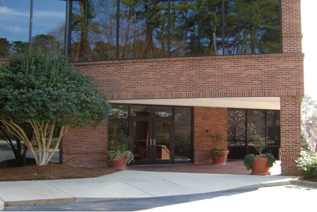 More Photos Of 114 Edinburgh Dr S, Cary Office For Lease