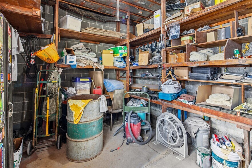 More Photos Of 5840 S Western Ave, Chicago Auto Repair For Sale