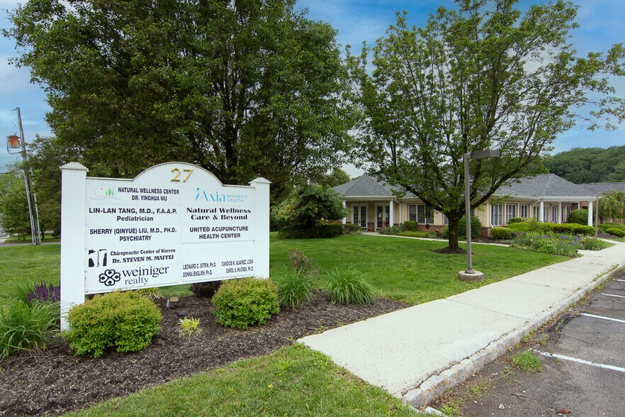 More Photos Of 27 Mountain Blvd, Warren Medical For Sale