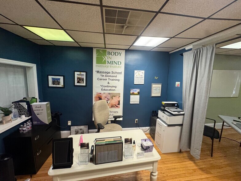 More Photos Of 6702 Bergenline Ave, West New York Storefront Retail Office For Sale