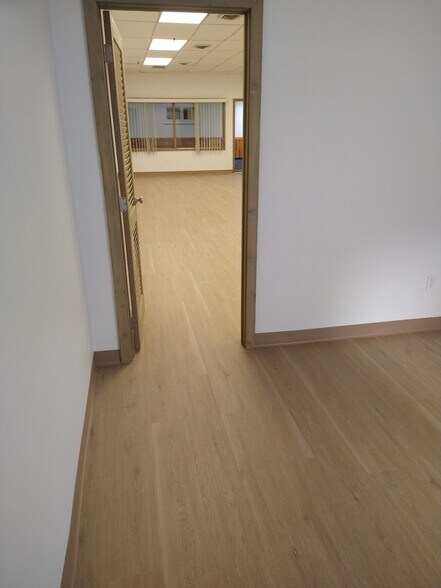 More Photos Of 140 Point Judith Rd, Narragansett Storefront Retail Office For Sale