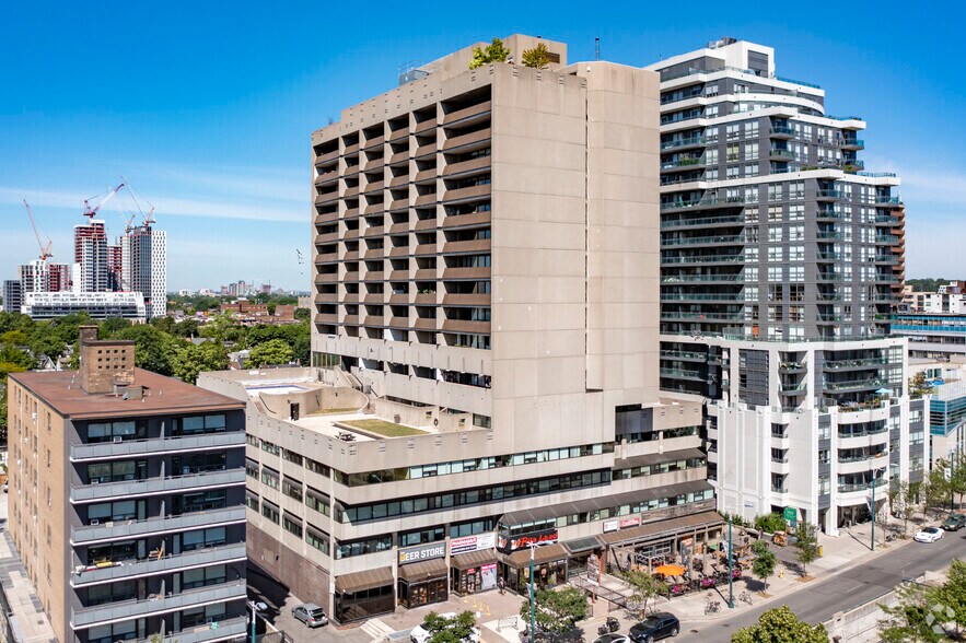 Primary Photo Of 720 Spadina Ave, Toronto Office For Lease