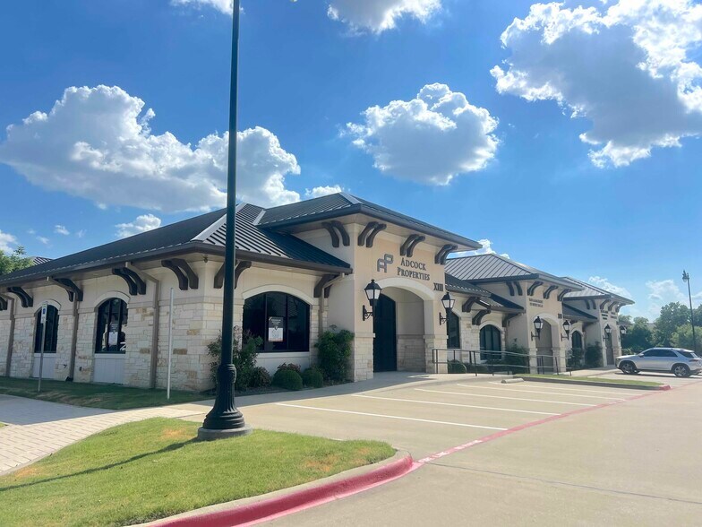 More Photos Of 8501 Wade Blvd, Frisco Unknown For Lease