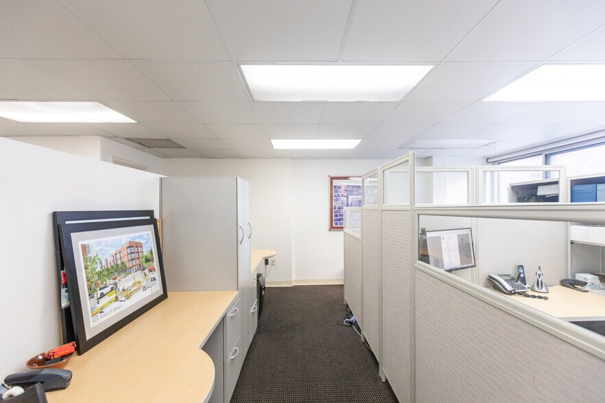 More Photos Of 1330 New Hampshire Ave NW, Washington Apartments For Sale