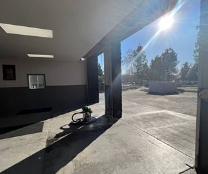 More Photos Of 2225 Club Way, San Bernardino Auto Repair For Sale