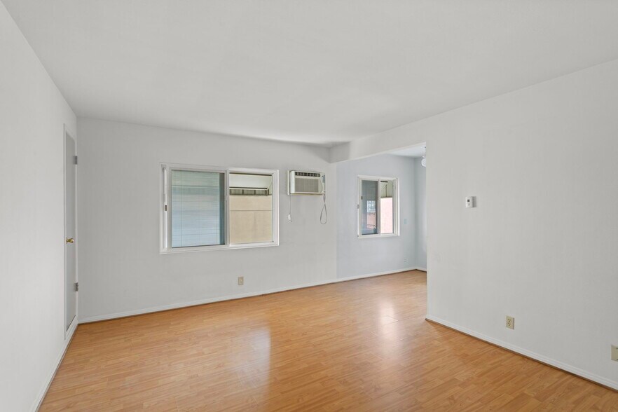 More Photos Of 1053 S Oxford Ave, Los Angeles Apartments For Sale