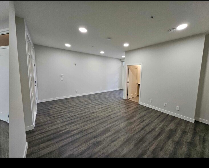 More Photos Of 5535 Hastings St, Burnaby Apartments For Lease