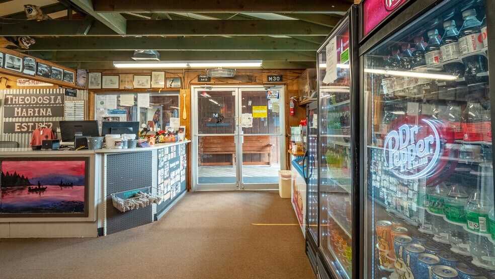 More Photos Of 509 LB Cook Memorial Dr, Theodosia Hotel For Sale