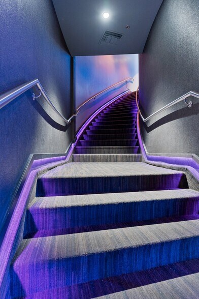 More Photos Of 4636 Wynn Rd, Las Vegas Bar For Sale