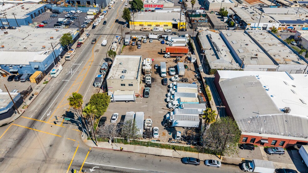 More Photos Of 1808 58th Pl, Los Angeles Land For Sale