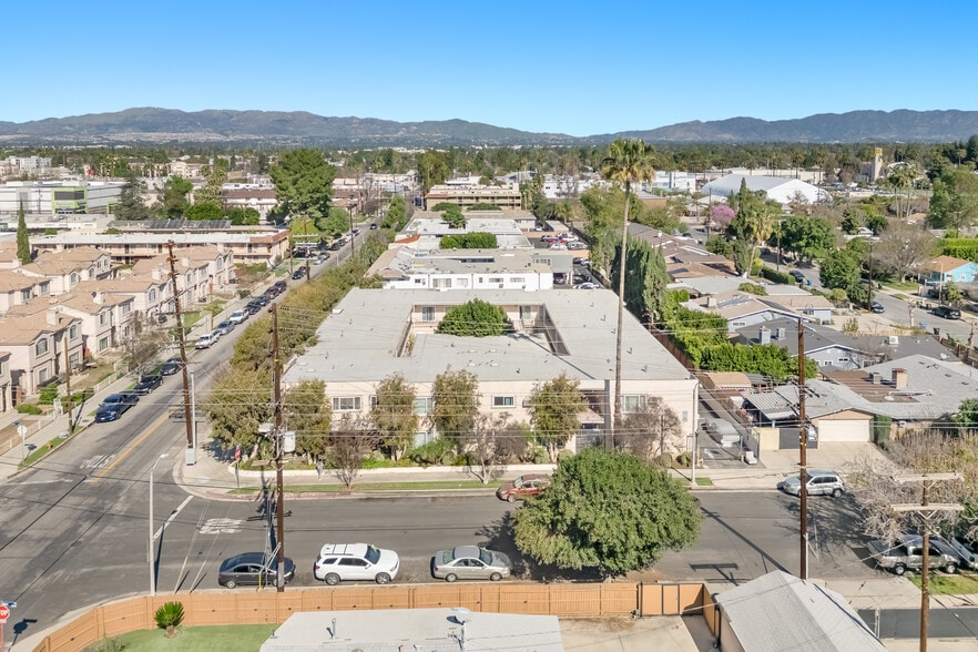 More Photos Of 7000 Etiwanda Ave, Reseda Apartments For Sale