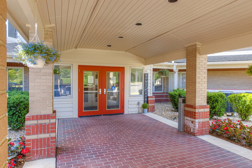 More Photos Of 1201 Carson Way, Greenwood Apartments For Lease