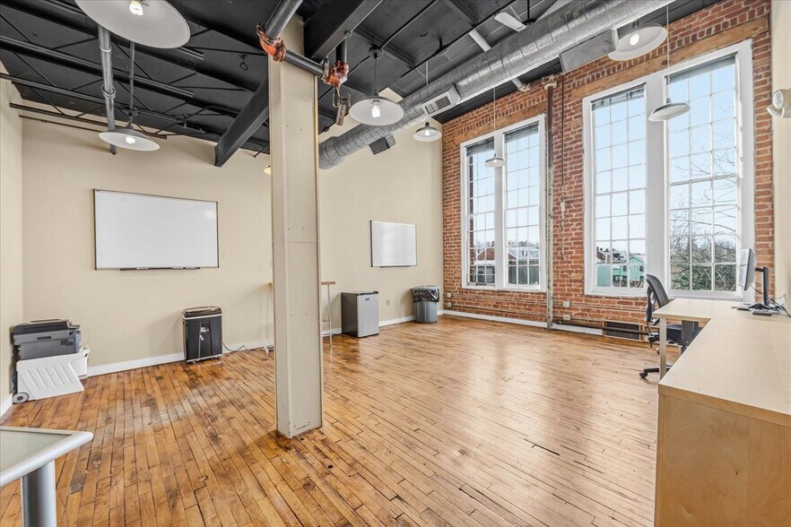 More Photos Of 241 E 4th St, Frederick Loft Creative Space For Sale