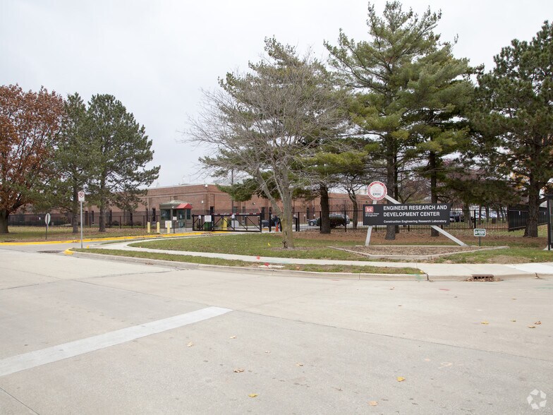 More Photos Of 1411 Interstate Dr, Champaign Manufacturing For Sale