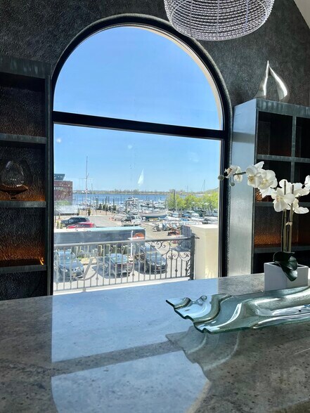 More Photos Of 141 Mansion Ave, Staten Island Restaurant For Sale