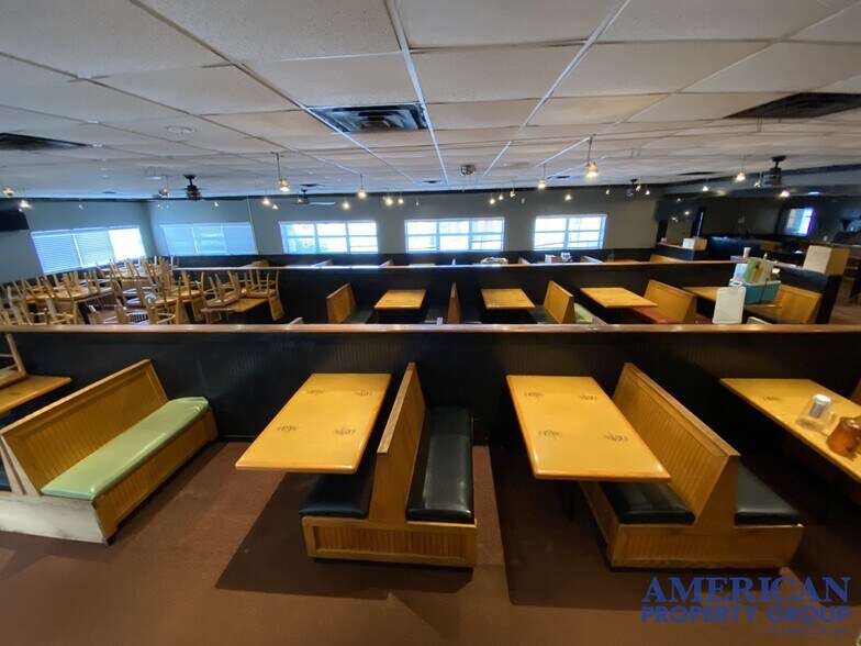 More Photos Of 406 US Highway 41 Byp N, Venice Restaurant For Lease
