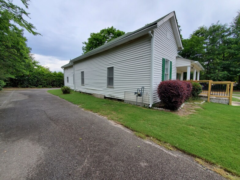 More Photos Of 309 Macon St, McDonough Office Residential For Lease