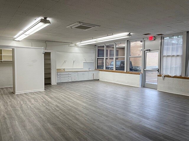 More Photos Of 740 Colonel Ledyard Hwy, Ledyard Storefront For Lease
