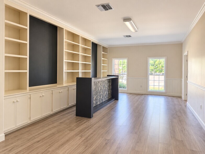 More Photos Of 121 Saint Joseph Ave, Brewton Office For Sale