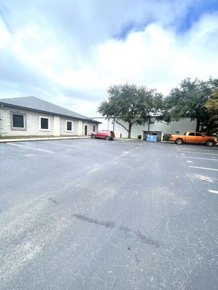 More Photos Of 2465 Saint Johns Bluff Rd S, Jacksonville Office For Sale