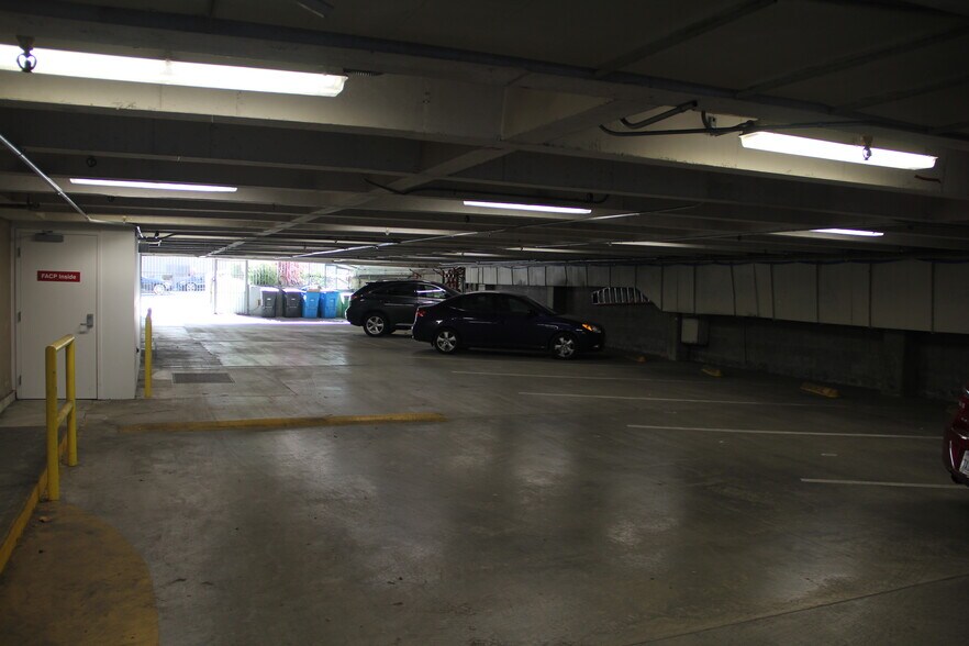 More Photos Of 1656 California St, San Francisco Office For Lease