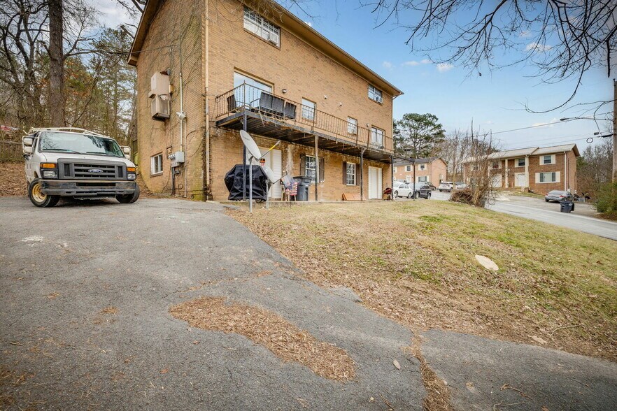 More Photos Of 908 Chadwick Dr, Kingsport Apartments For Sale