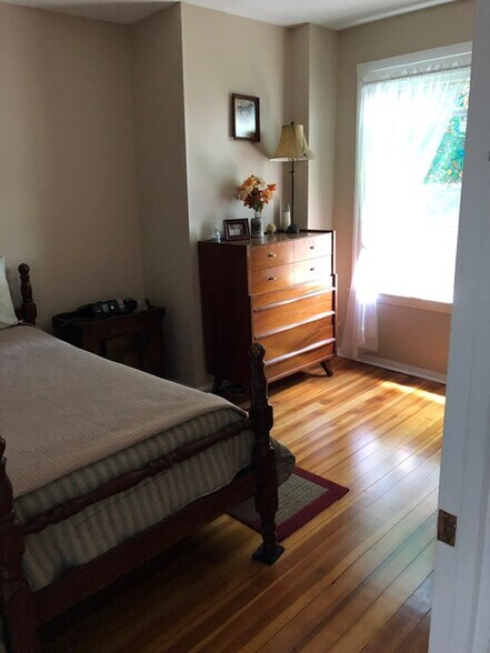 More Photos Of 411-431 N Main St, Bristol Apartments For Sale