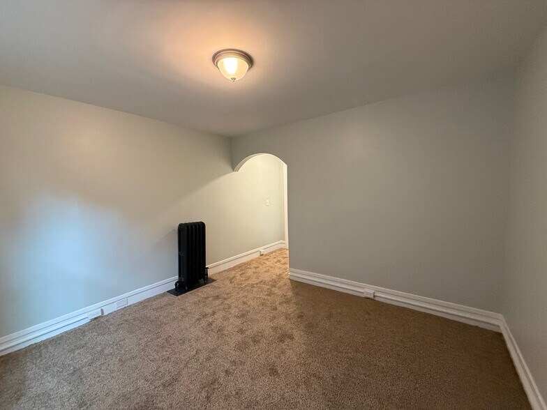 More Photos Of 9 W Chestnut St, Souderton Apartments For Sale