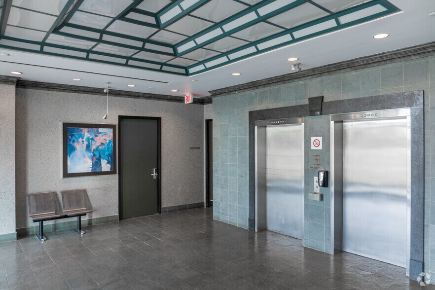 More Photos Of 3100 Steeles Ave W, Vaughan Medical For Lease