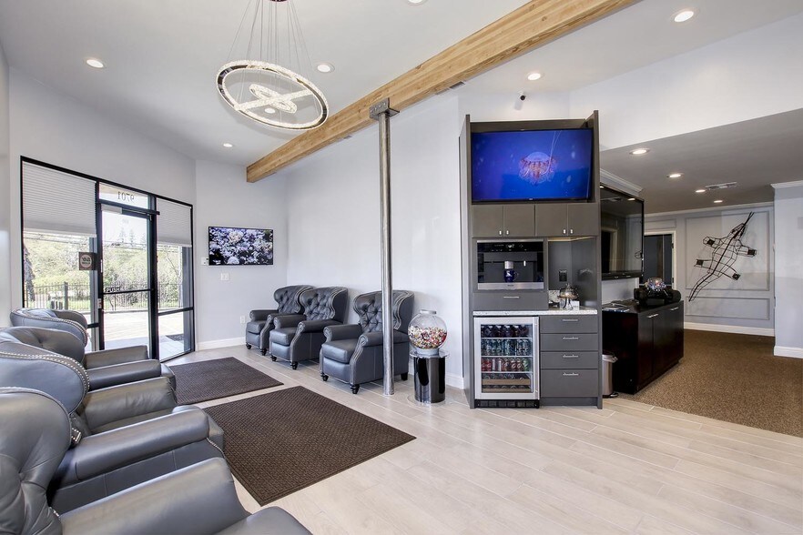 More Photos Of 9701 Fair Oaks Blvd, Fair Oaks Office For Sale