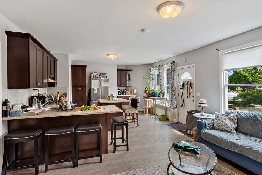 More Photos Of 180 Madison Ave, Port Chester Office For Sale