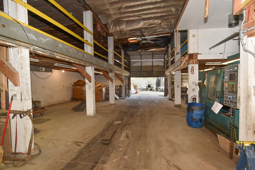 More Photos Of 712 Bread and Milk St, Coventry Manufacturing For Sale